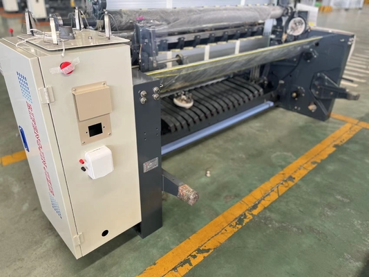 Maszyna do krosna tkackiego z pojedynczą pompą Zgredek zrzuca podwójne tkaniny Water Jet Power Loom