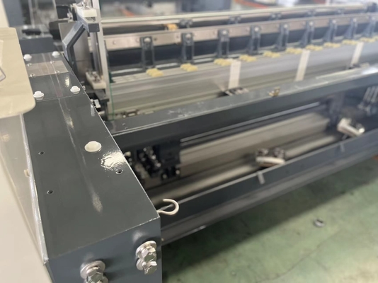 Maszyna tekstylna z podwójną dyszą Water Jet Loom Zgredek Zrzucanie