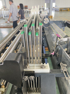 Podwójna dysza Elektroniczna maszyna do tkania Dobby Loom 210 cm Mechaniczna maszyna do tkania strumieniem wody