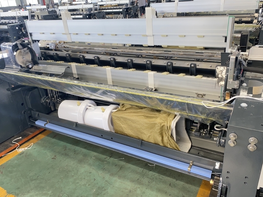 Maszyna tekstylna z płaskim tkaniem Water Jet 360cm Water Jet Loom Zgredek