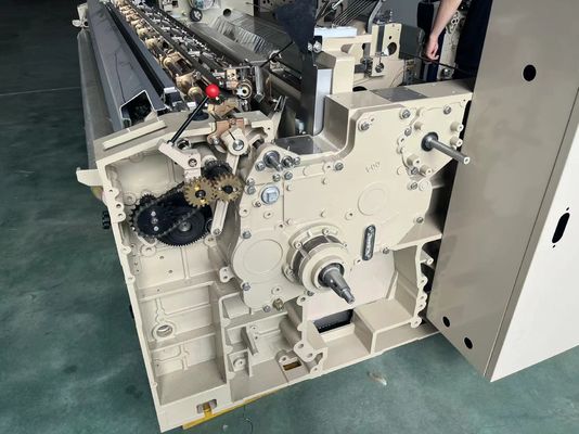 280 cm Elektroniczna bezwoltowa maszyna tkacka Pojedyncza dysza Prędkość krosna strumienia wody