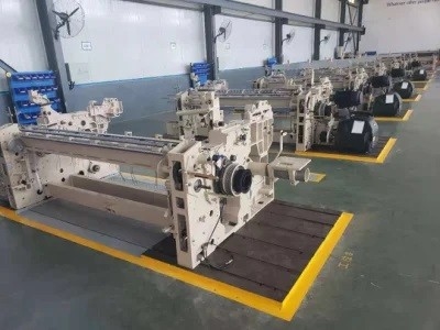 1000 obr./min Speed ​​​​Air Jet Looms Podwójna dysza 200 cm Maszyna do tkania tkanin bawełnianych